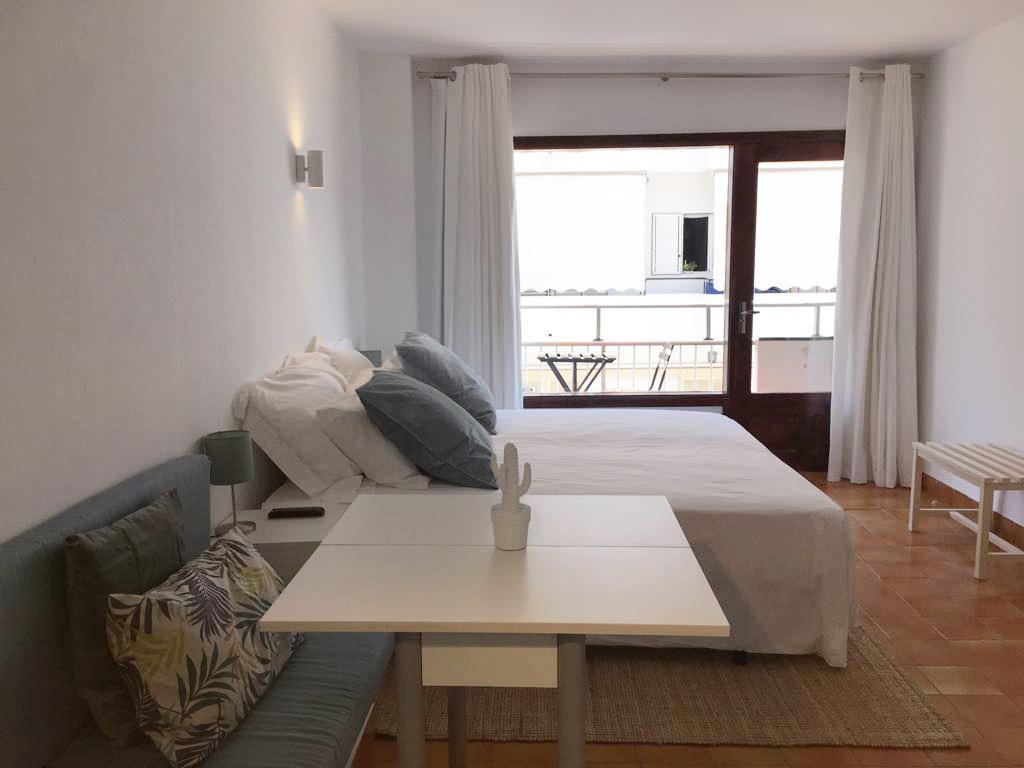 Apartamentos Albertos Santa Eularia des Riu Dış mekan fotoğraf