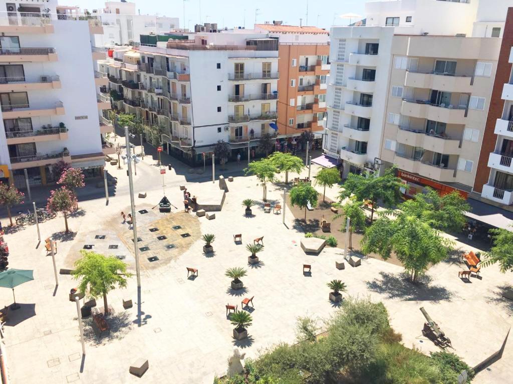 Apartamentos Albertos Santa Eularia des Riu Dış mekan fotoğraf